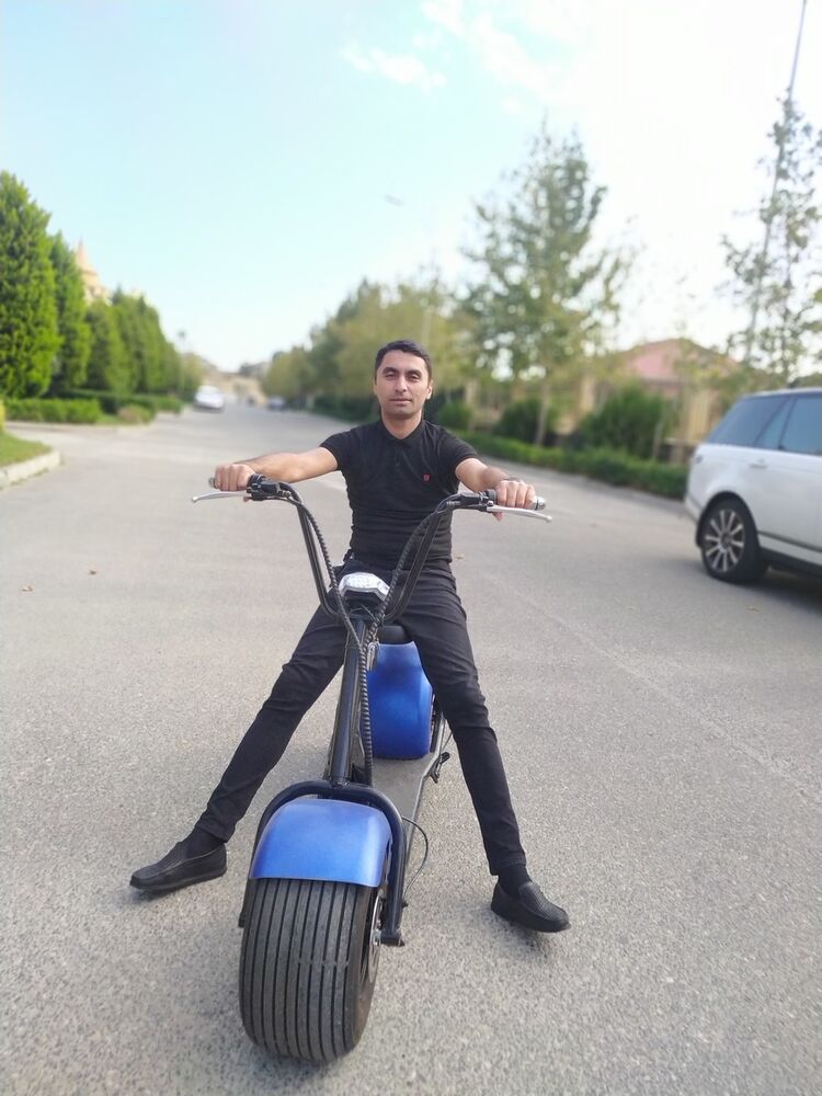  18955945  Samir, 42 ,    