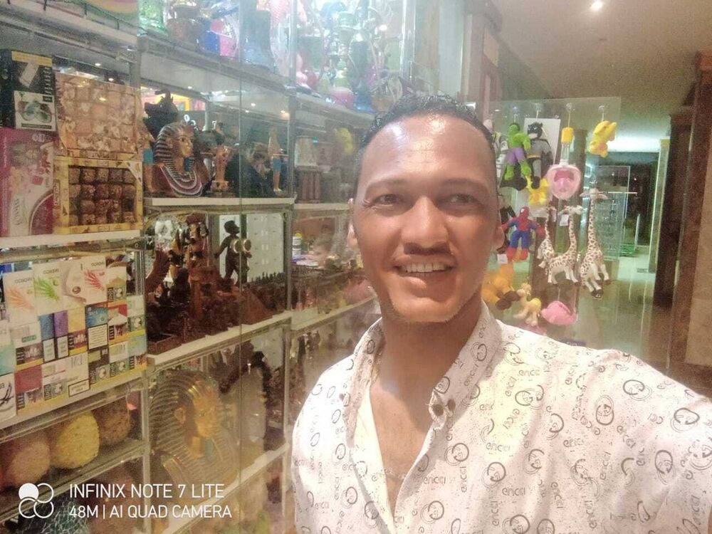  48293365  Assem, 37 ,    Al Ghardaqah