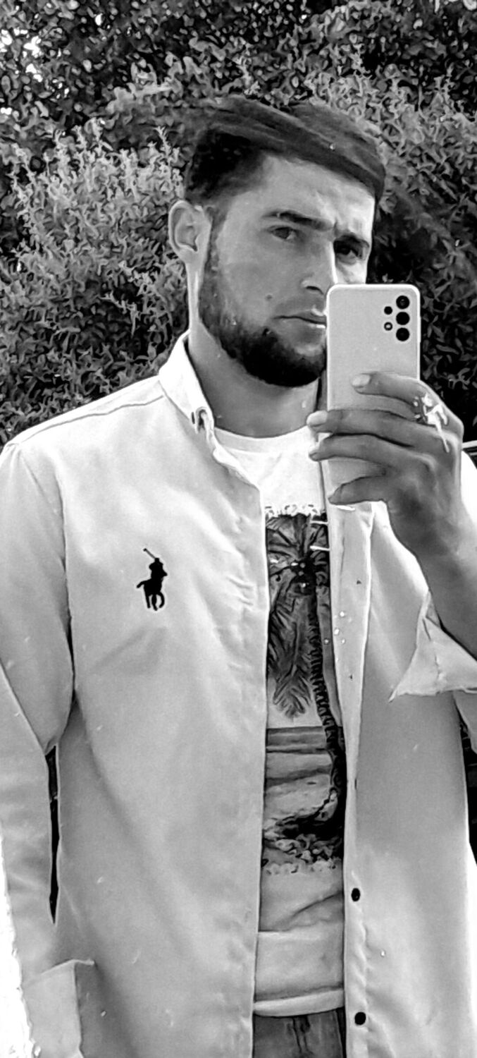  ,   Macho, 24 ,   ,   