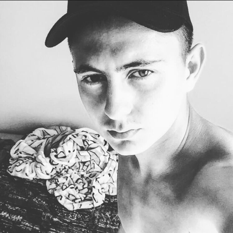 ���� 21440825 ����� ������, 24 ����, ���� ���������� � ����������