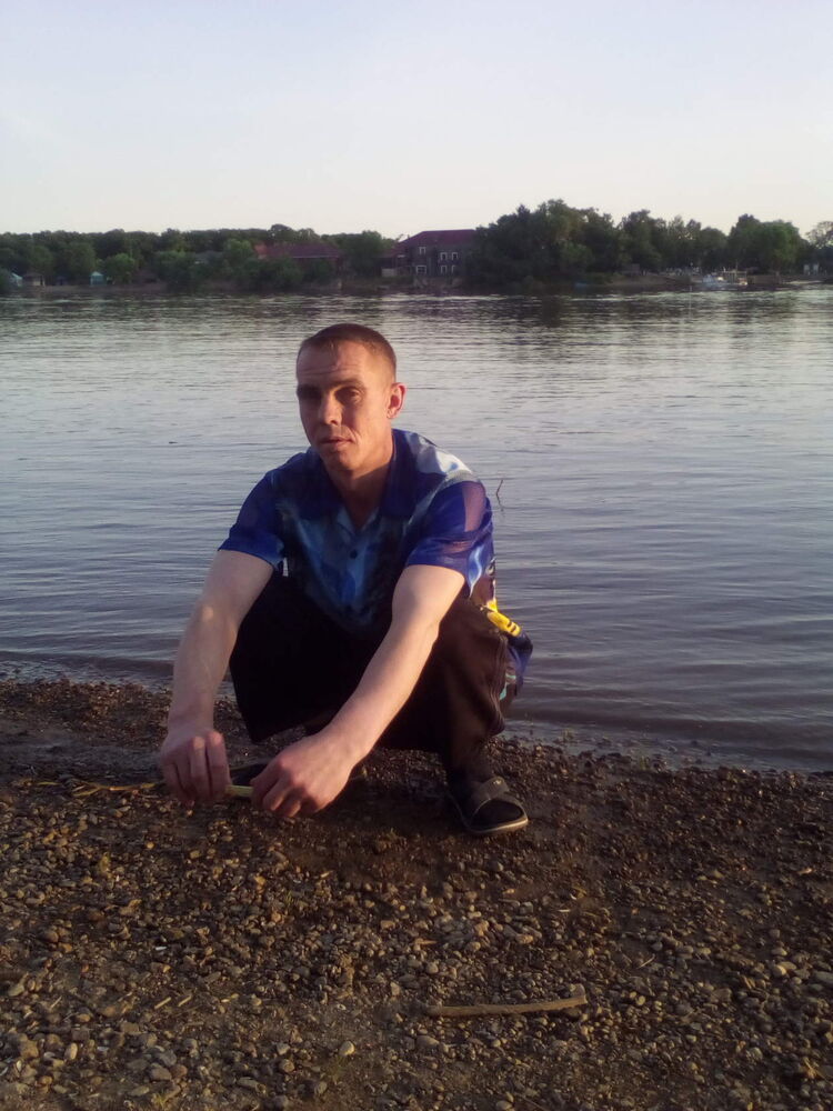  ,   Evgenii, 41 ,   c 
