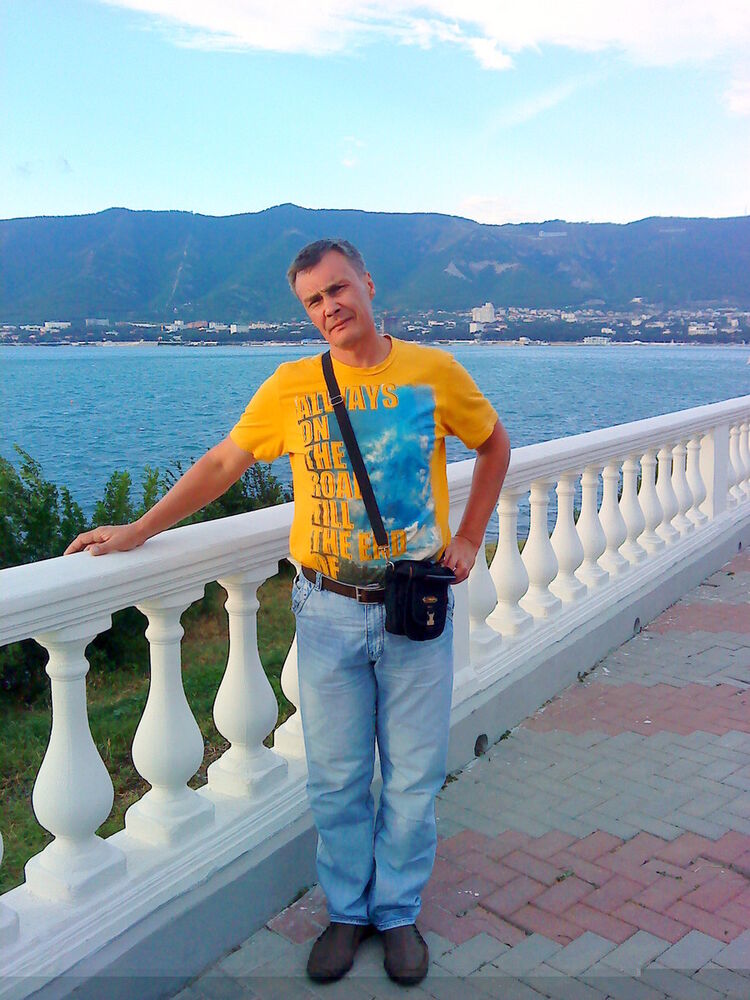  11213165  Andrei, 55 ,    