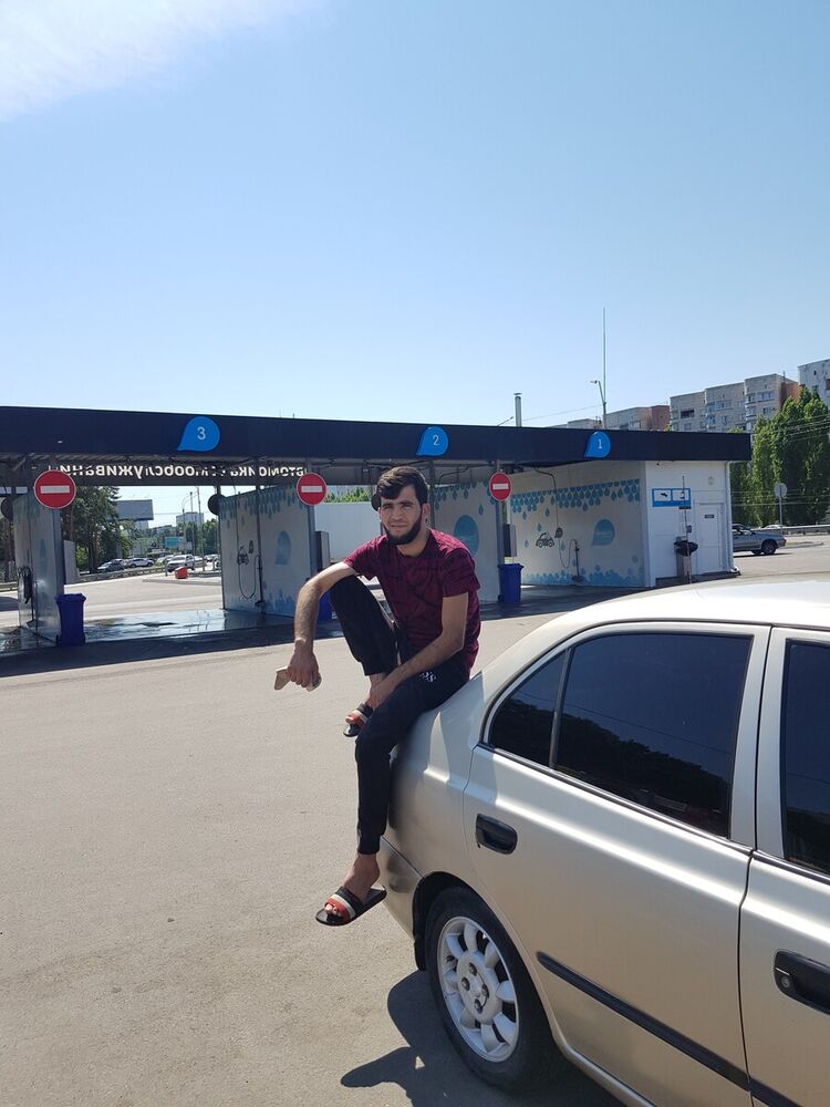  ,   Muhamad, 28 ,   ,   , c 