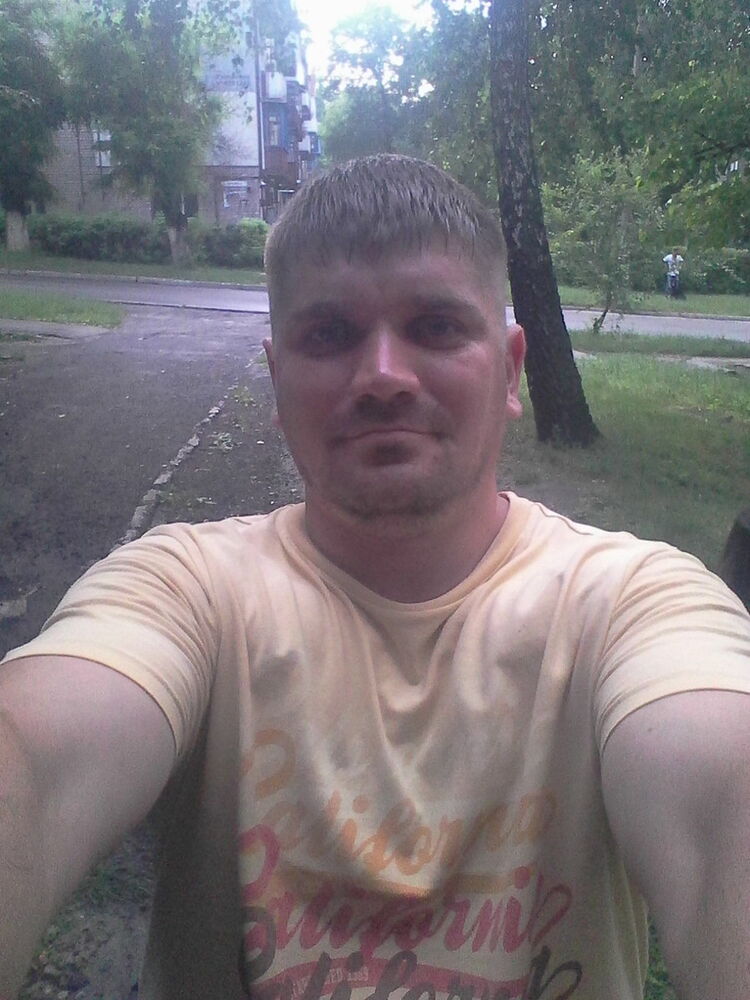  9946835  , 42 ,    
