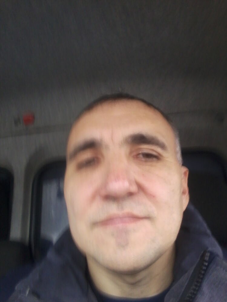  15737285  Irek, 50 ,    