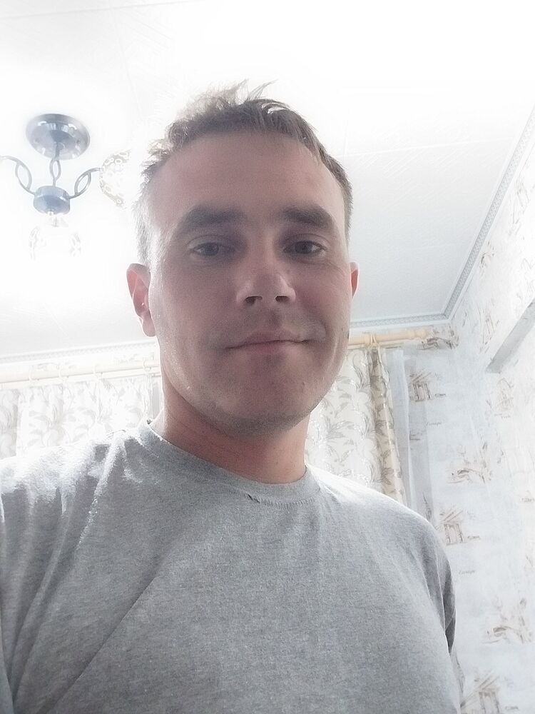  38537555  , 32 ,     