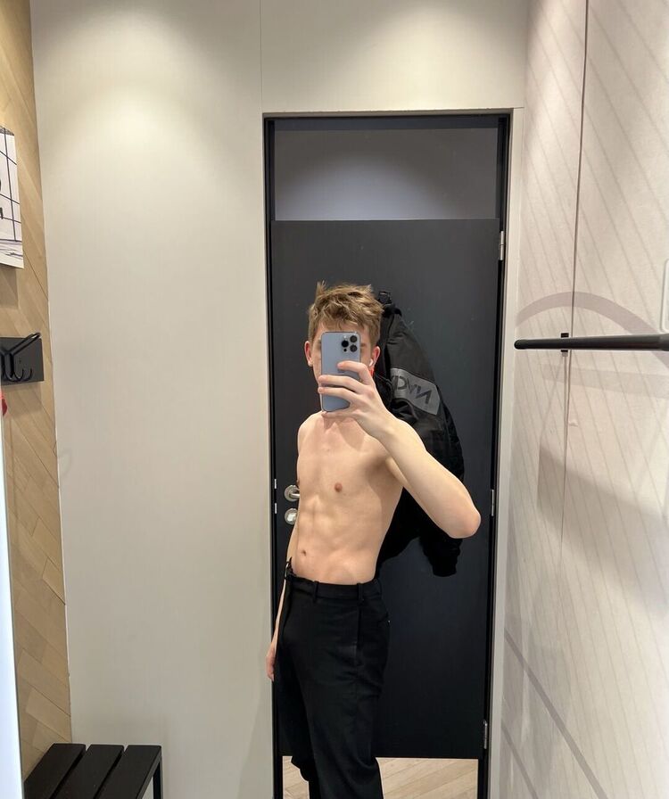  Miami Beach,   , 21 ,   ,   