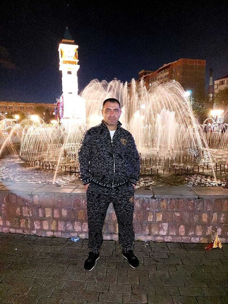  ,   Robert, 43 ,   ,   , c , 