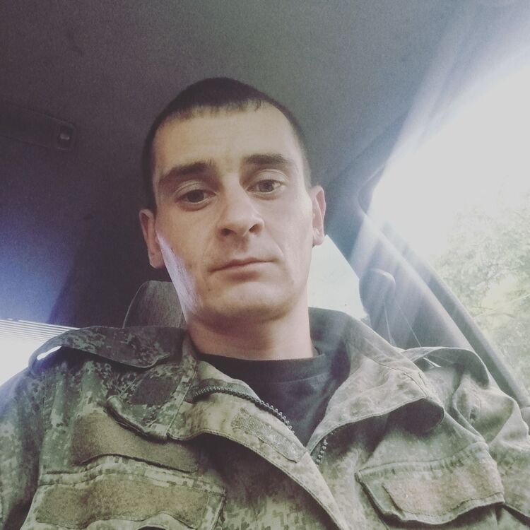  27346705  Evgeny, 35 ,    