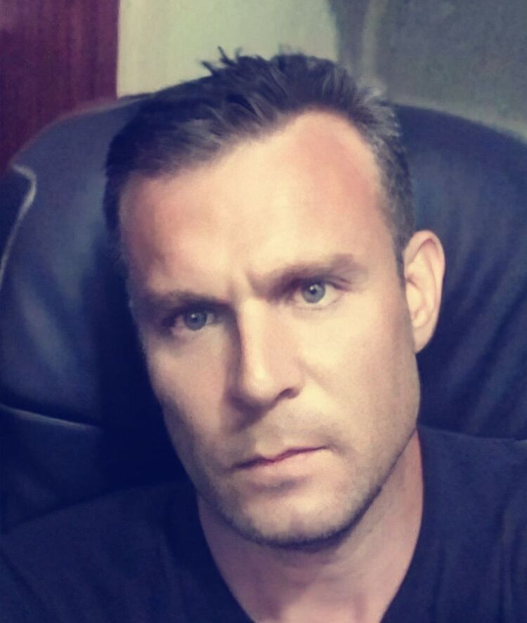 ���� 23573705 ������� ��, 52 ����, ���� ���������� � ��������