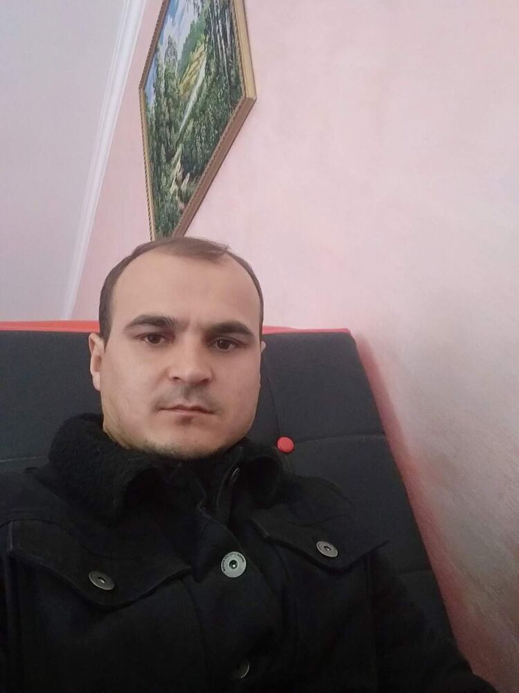  ,   Khassik, 34 ,   ,   , c , 