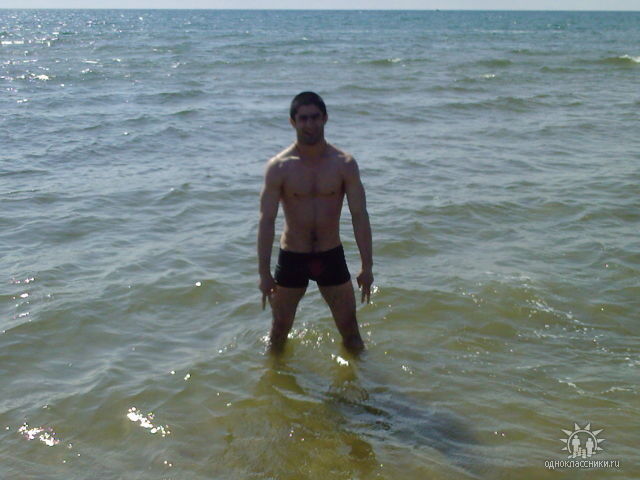  7039675  Agasi, 36 ,    