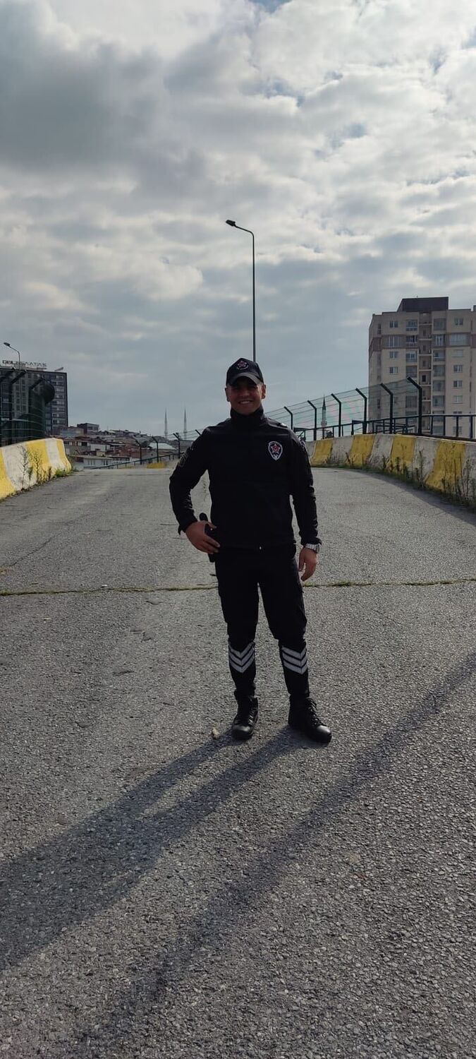  Guatemala City,   Emre, 31 ,   ,   