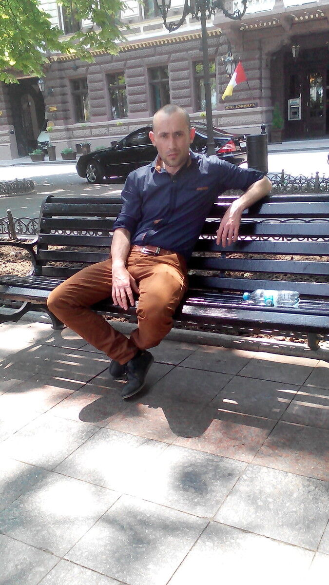  8136315  Dima, 39 ,    