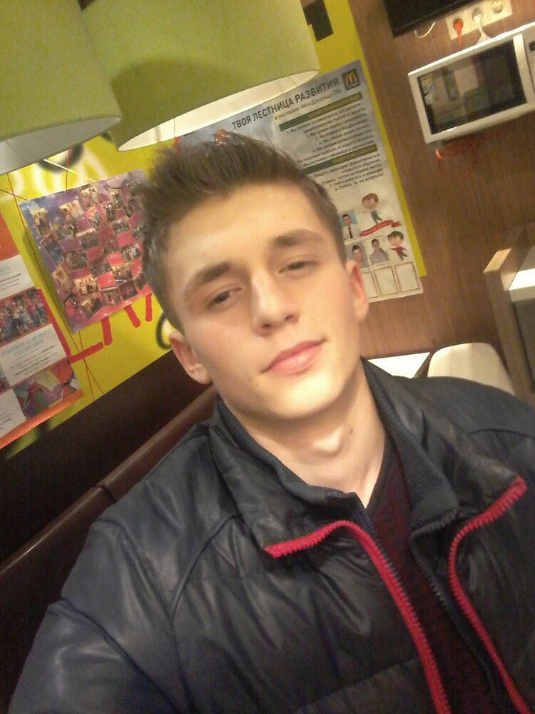  10148225  Alex Fox, 28 ,    