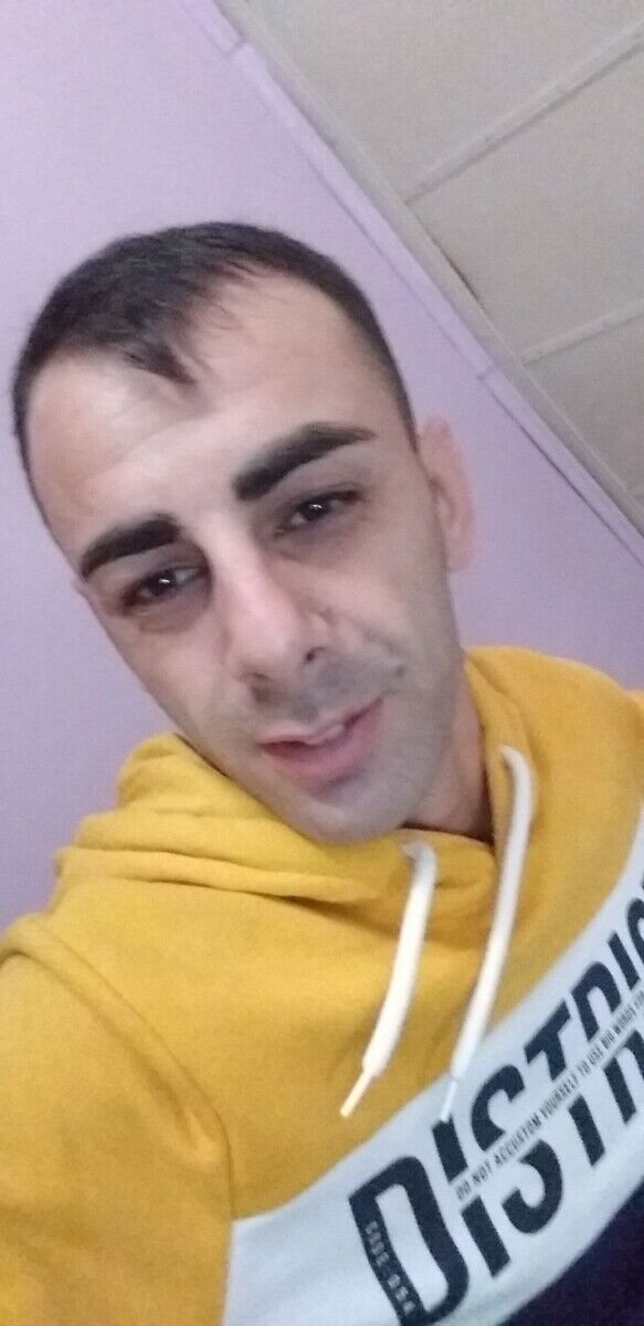  20966055  Hasan, 35 ,    
