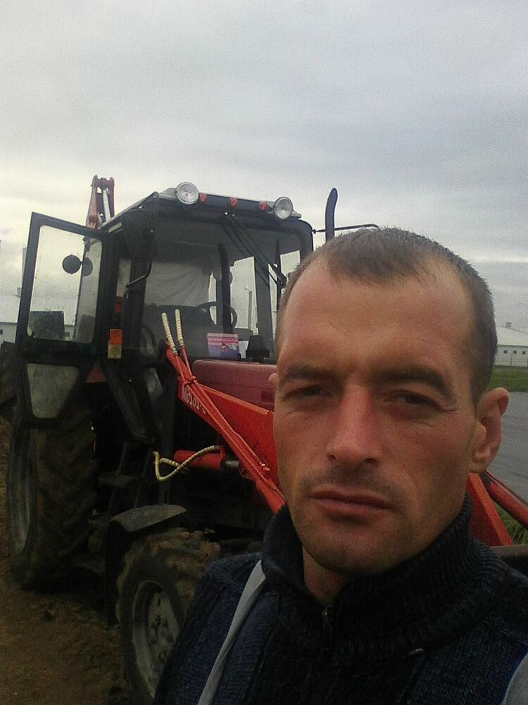  47188105  Nik, 40 ,    