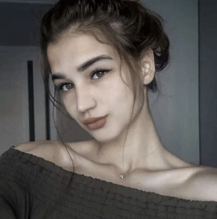  54238125  Irina, 18 ,    