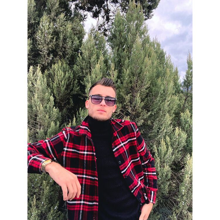  ,   Deniz, 32 ,   ,   