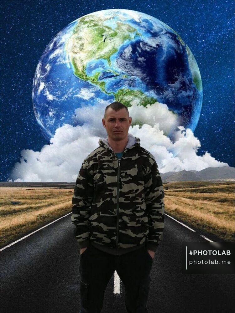  51066575  Andrei, 32 ,    