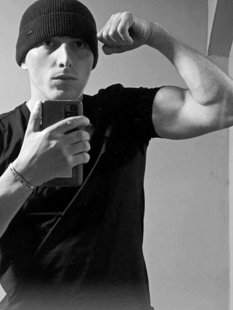  46189885  Karen, 34 ,    