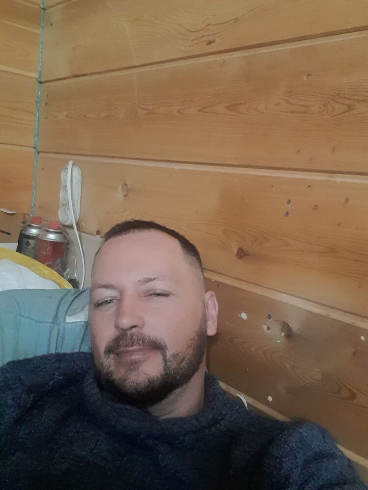  ,   Arkady, 41 ,   ,   