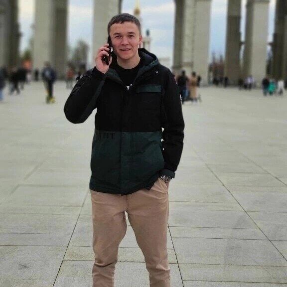  31503895  Vadim, 23 ,    