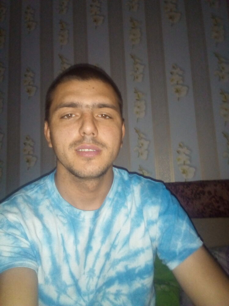  11110925  OLEG, 34 ,    