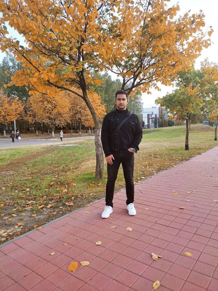  33115305  Zishan, 29 ,    