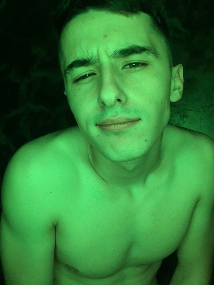  ,   Maxim, 25 ,   ,   