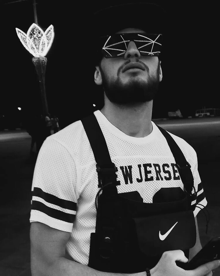 ���� 26480425 ������� Mark, 27 ���, ���� ���������� � ����