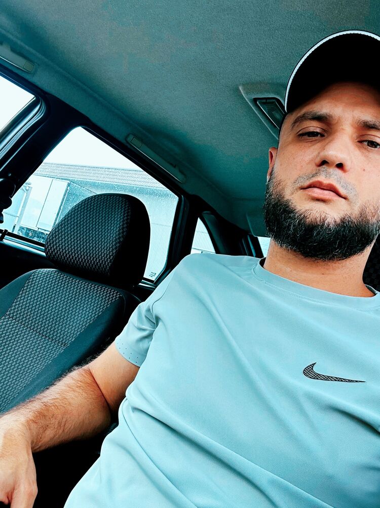  53162205  No name, 35 ,    