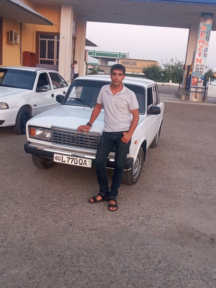  48727505  , 39 ,    