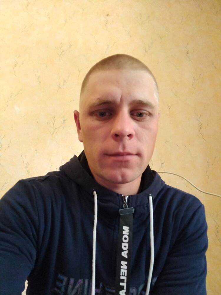  44924235  , 31 ,    