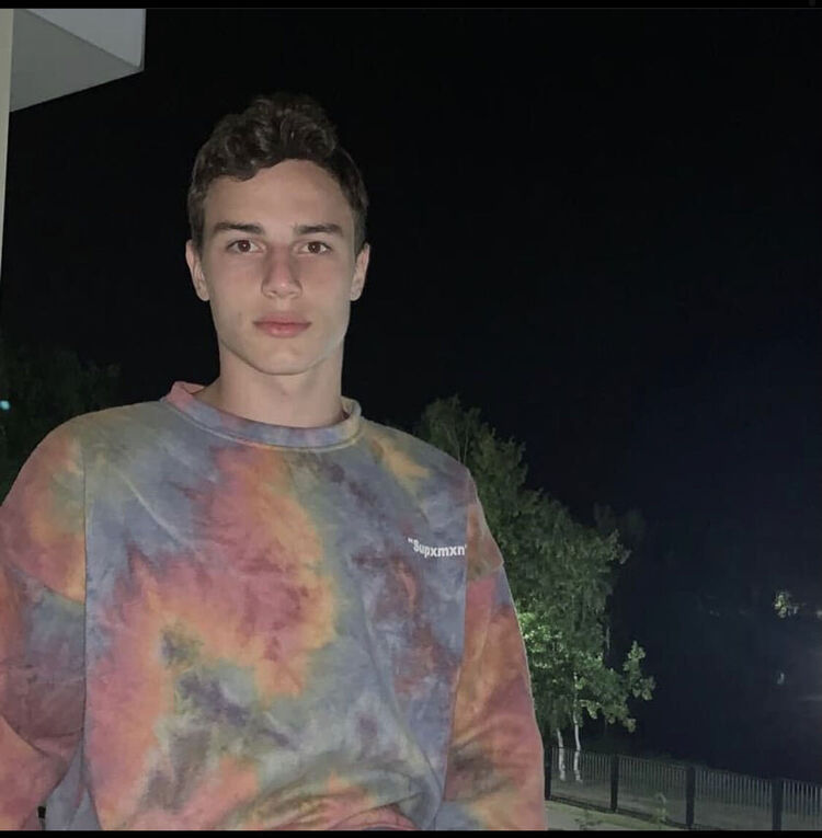 ���� 37528395 ����� �����, 22 ����, ���� ���������� � ������