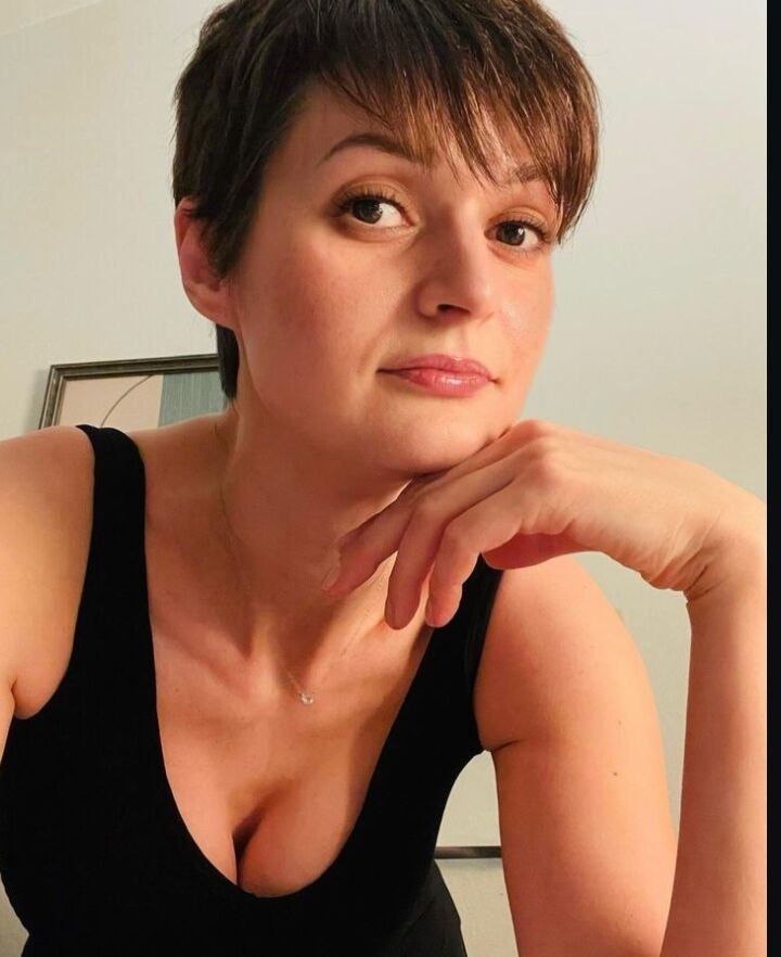 ���������� Palais-Bourbon, ���� ������� Linda, 33 ����, ������������ ��� ������, ����� � ���������