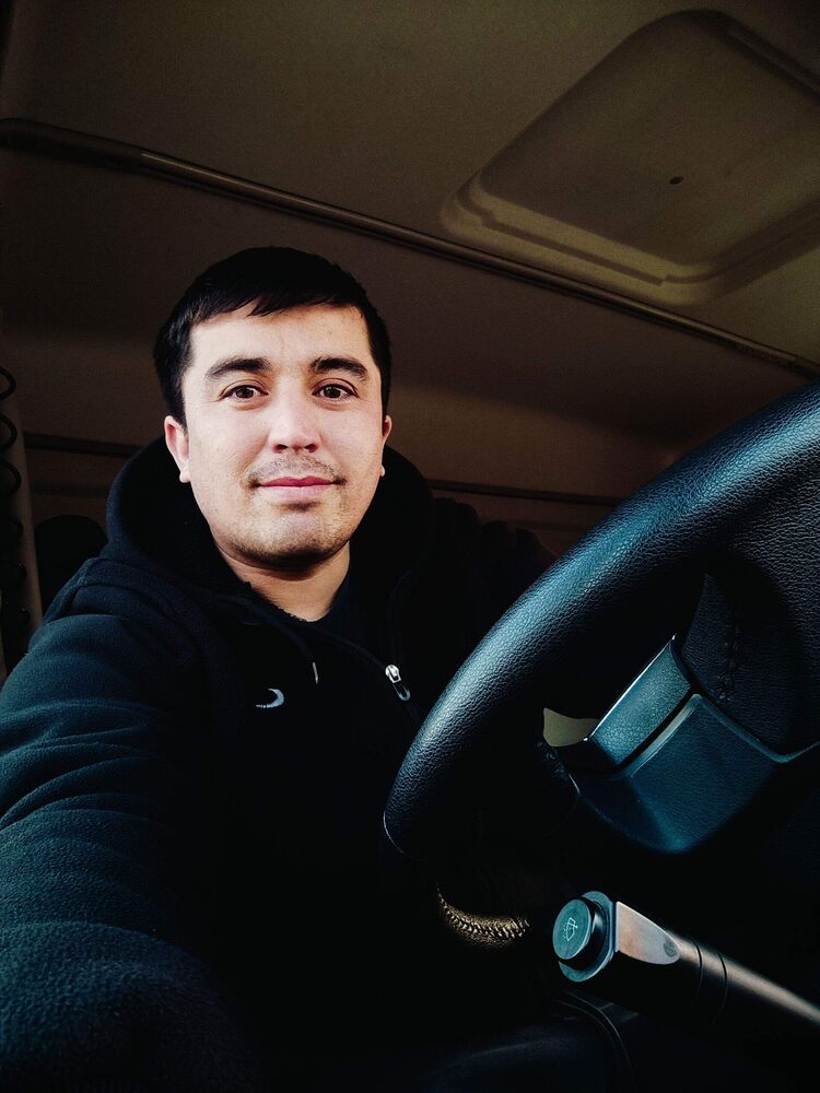  53140585  Shuxrat, 28 ,    