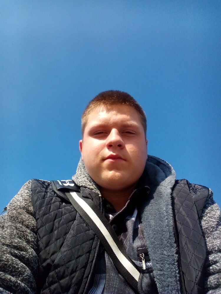  ,   Rodion, 24 ,   