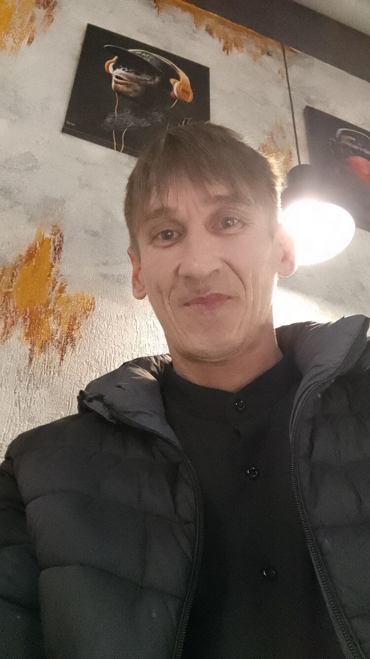  42916075  , 41 ,    