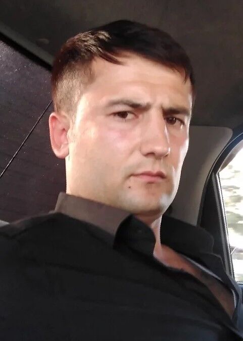  18616415  Jurabek, 36 ,    