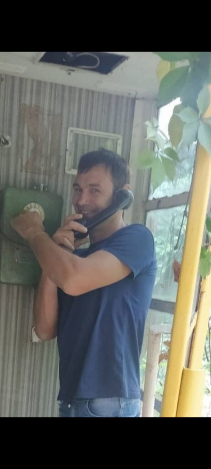  46504215  , 42 ,    