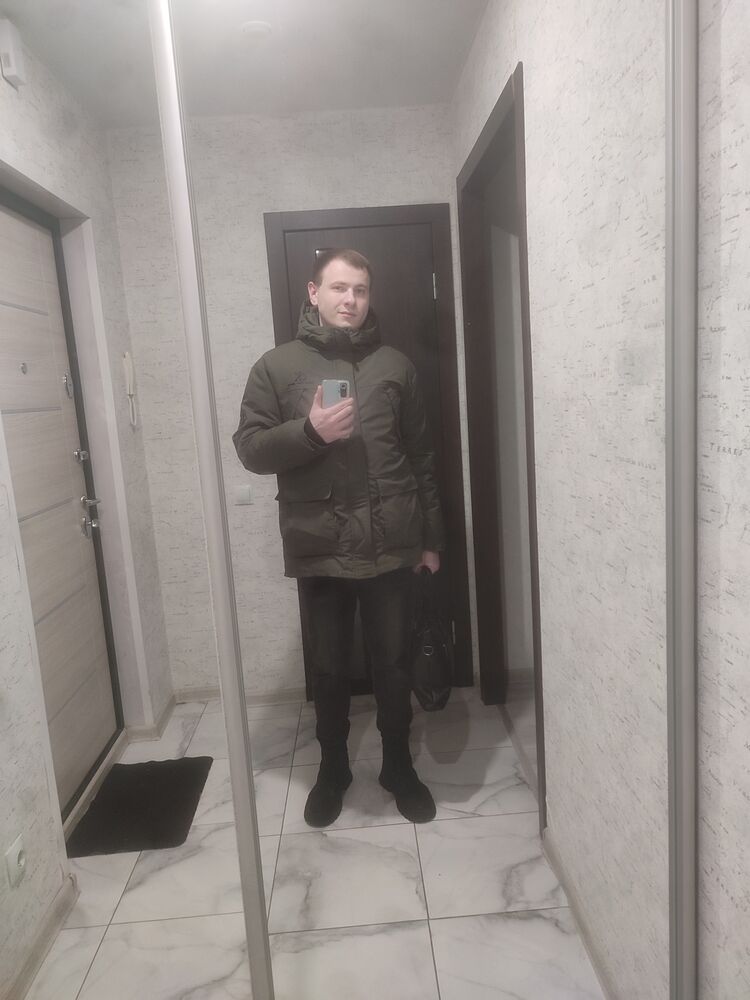  40217665  , 28 ,    