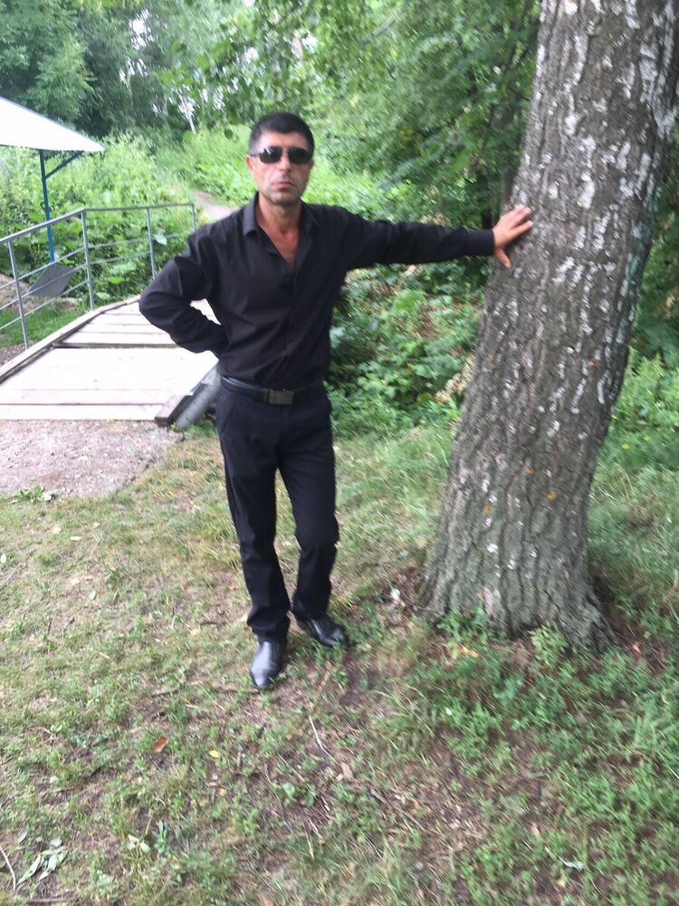  ,   David, 46 ,   c 