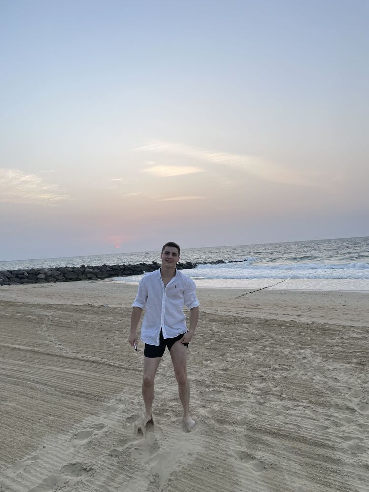 ,   Grisha, 23 ,   ,   