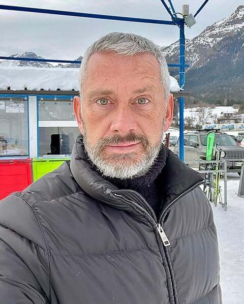  ,   Loveduc, 51 ,     , c 