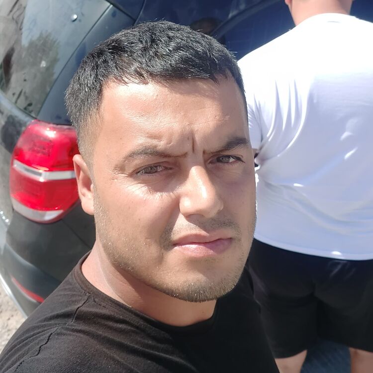 ,   Mirzo, 31 ,   ,   