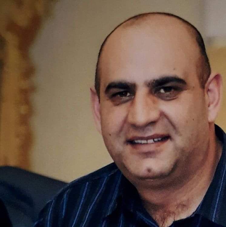  ,   Zevs, 48 ,     