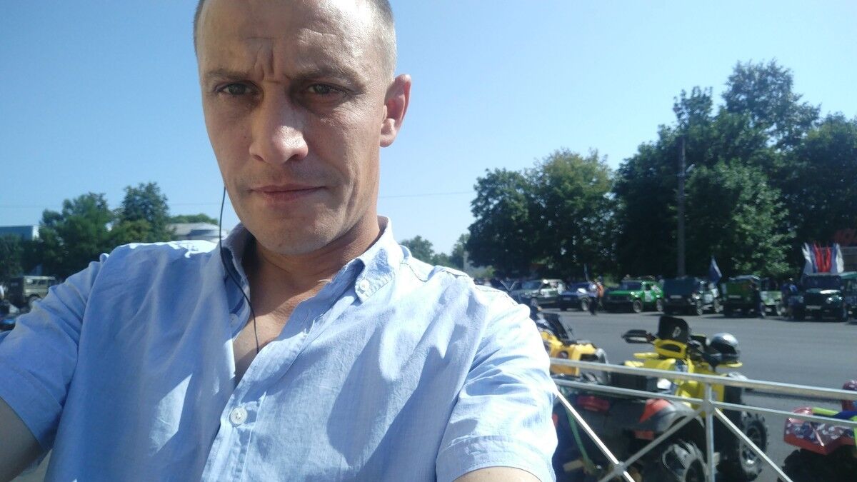  ,   Yurok, 44 ,   ,   , c 