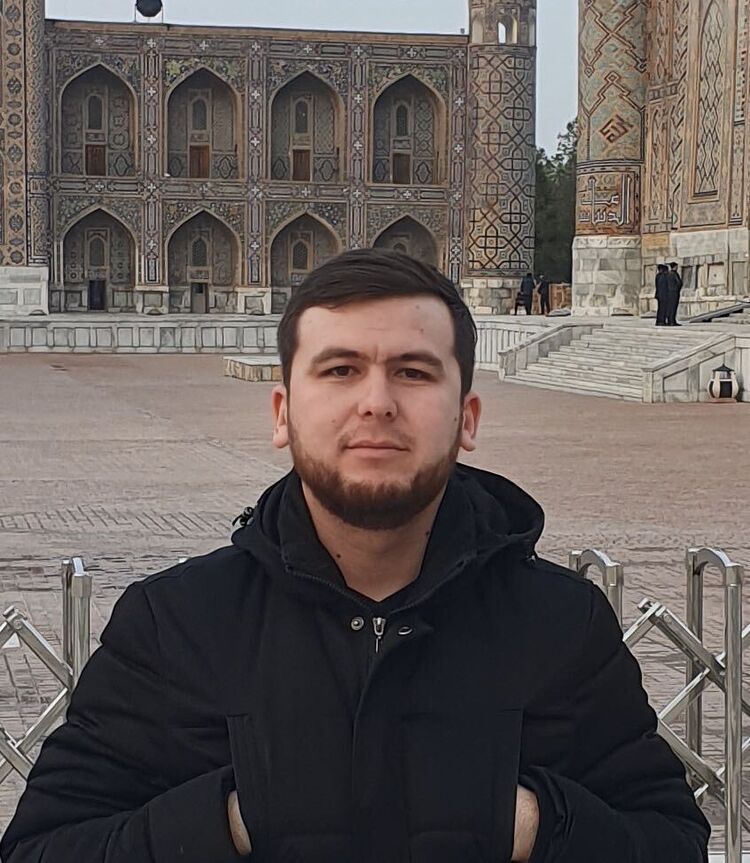  ,   Aziz, 31 ,   ,   
