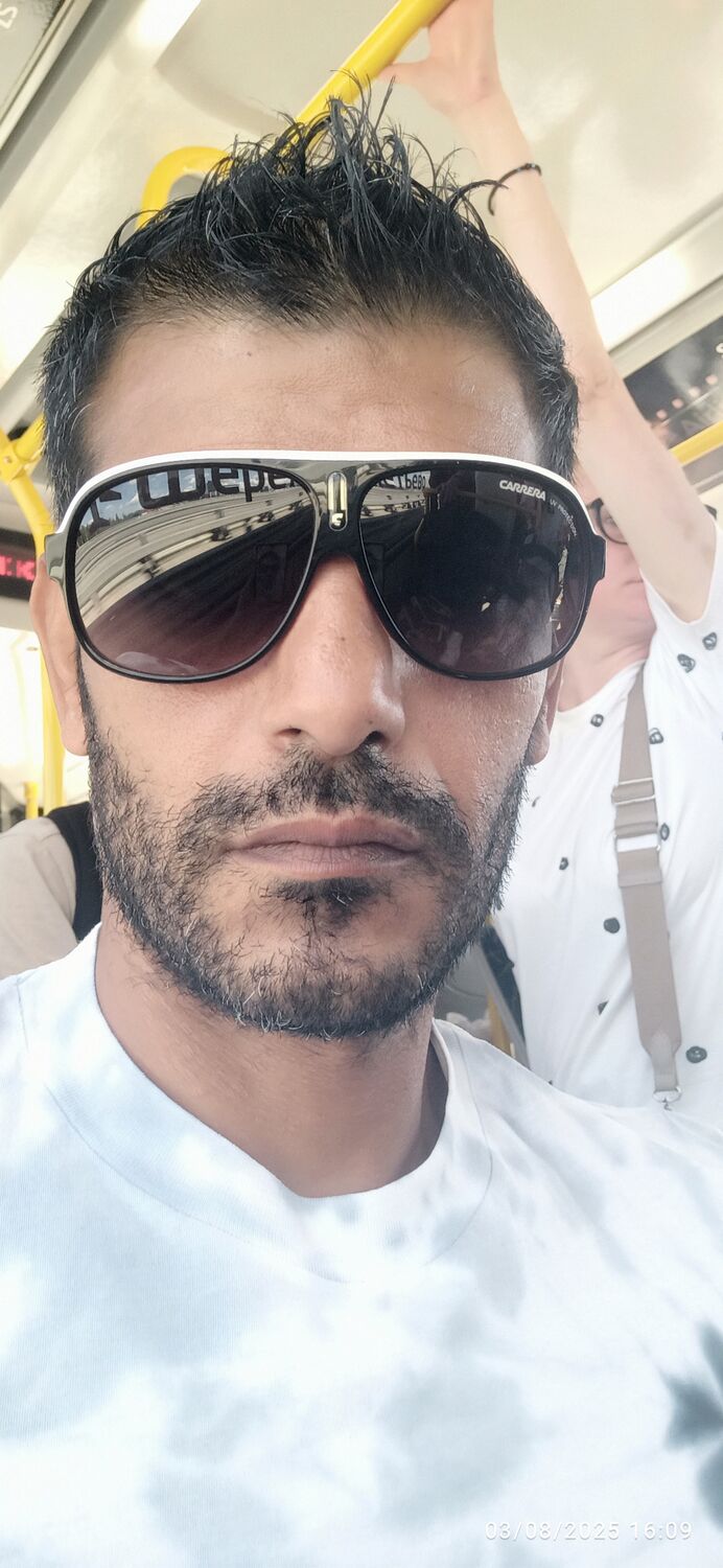  52940625  Sayed, 41 ,    